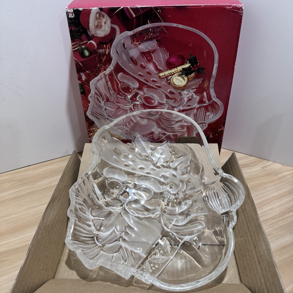 Mikasa 11" Crystal Santa Hostess Server SA235/754 Candy Dish Platter Christmas